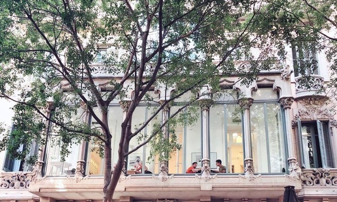 Dreta de l'Eixample House | Cami Gallery Barcelona