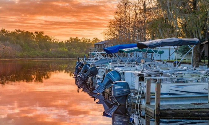Fedhaven Hotel | Camp Mack Lodge, Marina & RV Resort