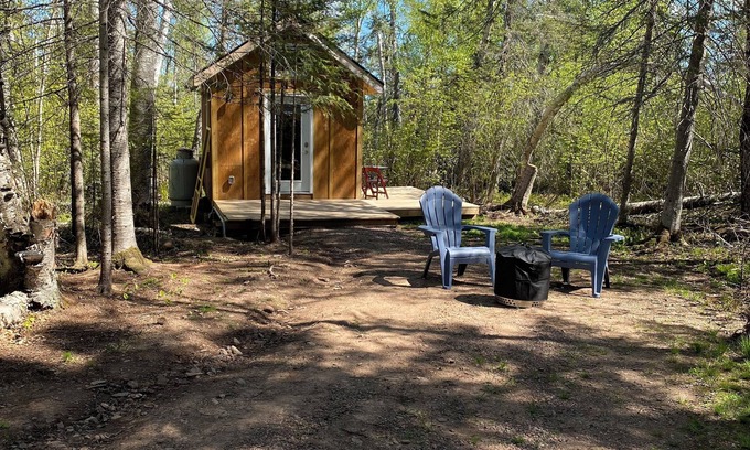 Grand Marais Cabin | Camper Cabin on the Pincushion Trails