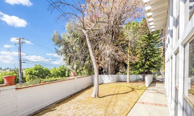 Fullerton Cabin | Camper golf course view 10mins knott berry farm