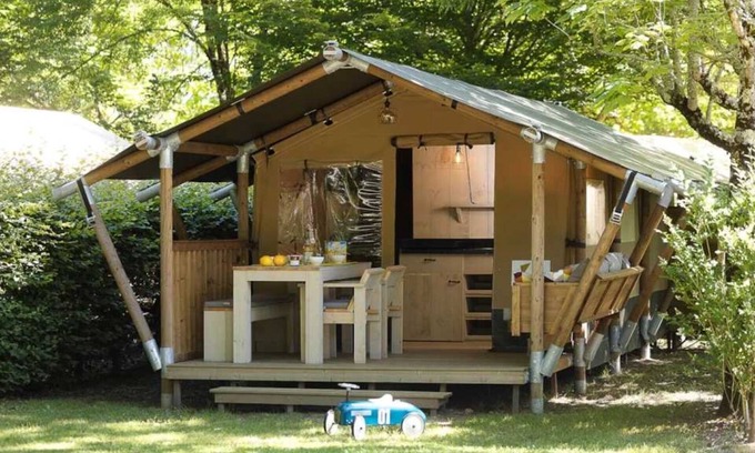 Montpon-Menesterol House | Camping 3 étoiles - Piscine - ccbb0id