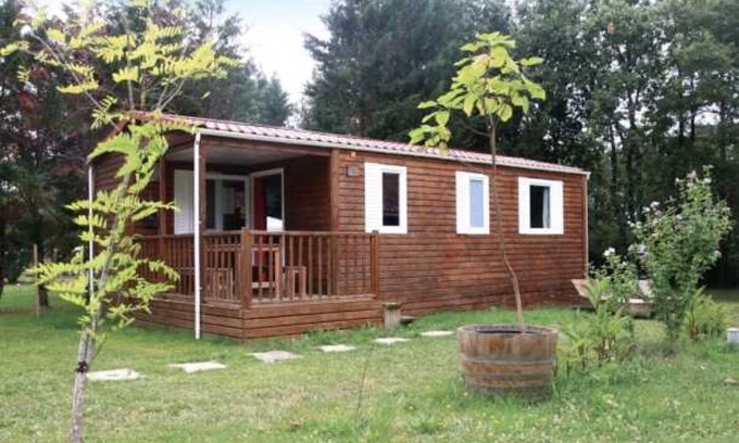 Devillac House | Camping 3 étoiles - Piscine - eebbgi