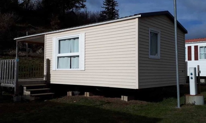 Langogne House | Camping 3 étoiles - Piscine - ccbadeh