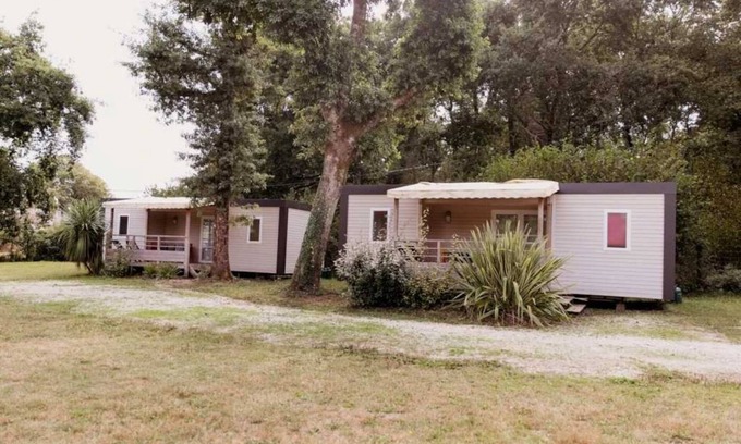 Saint-Laurent-de-Medoc House | Camping 4 étoiles - Parc aquatique - ccb0bdb