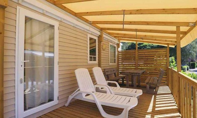 Saint-Geniez-d'Olt House | Camping 4 étoiles - Parc aquatique - efah0d