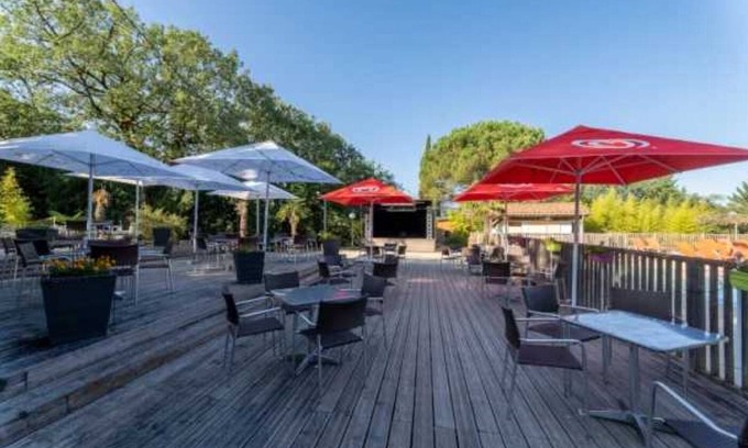 Crayssac House | Camping 4 étoiles - Piscine - eechcb