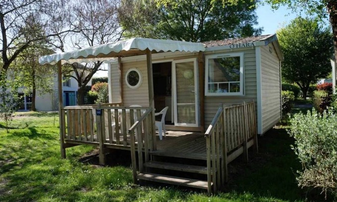 Saumur House | Camping 4 étoiles - Piscine - ccbbgcf