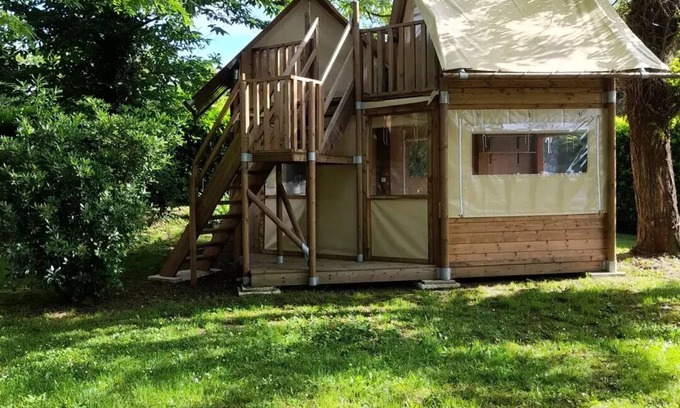 Chambonas Ski Chalet | Camping Castanhada* - 3-room cabin tent for 4 people