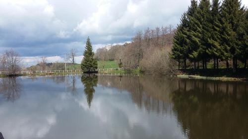 Orcival Other | Camping de Fléchat