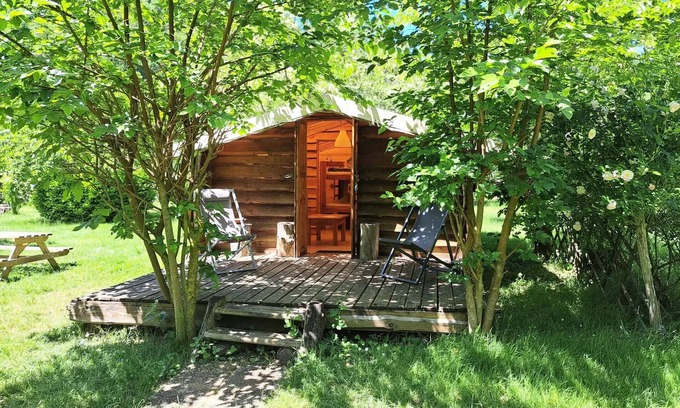 Arlebosc House | Camping du Viaduc* - Trapper's Cabin 3 Rooms 4 People Without Sanitary