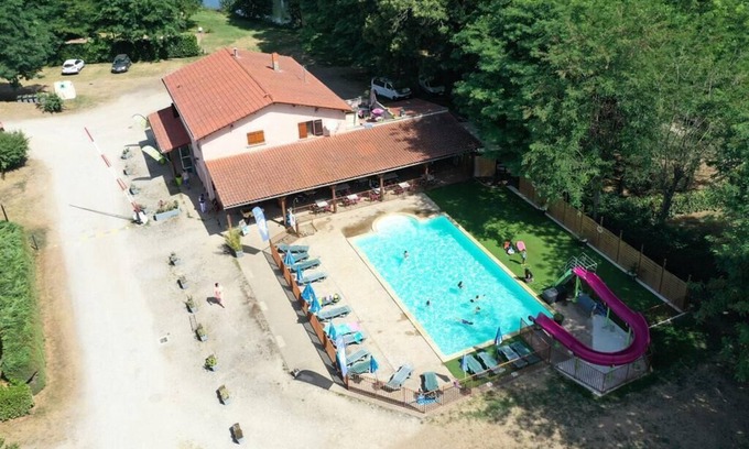 Rieux-de-Pelleport House | Camping Flower Les Mijeannes* - Freeflower Confort 3 room apartment for 5 people Without sanitary facilities