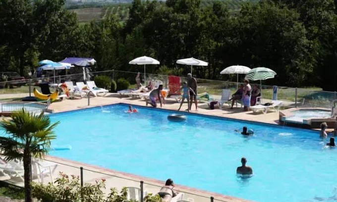 Devillac House | Camping Fontaine Du Roc* - Safari tent 3 rooms 5 people