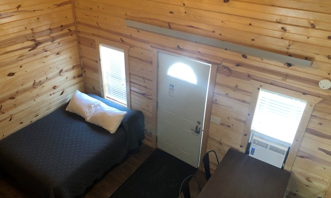 Custer Cabin | Camping in the beautiful Black Hills! Cabin #6