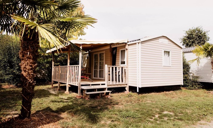 Saint-Laurent-de-Medoc House | Camping Le Paradis * - Mobile Home Tournesol 3 Rooms 4 People + TV