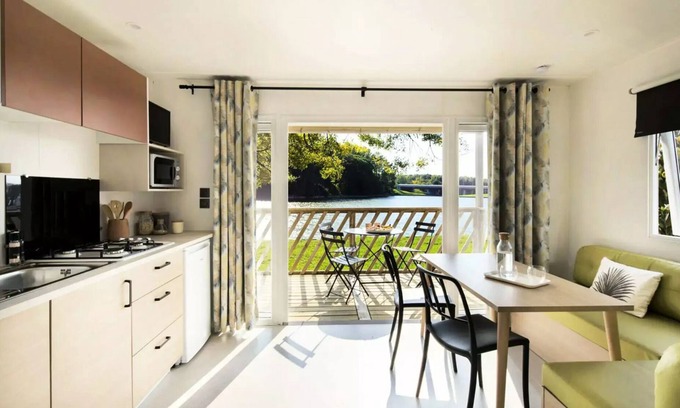 Nevez House | Camping Le Raguenès Plage* - Mobile home Loggia Bay 3 Rooms 4 People