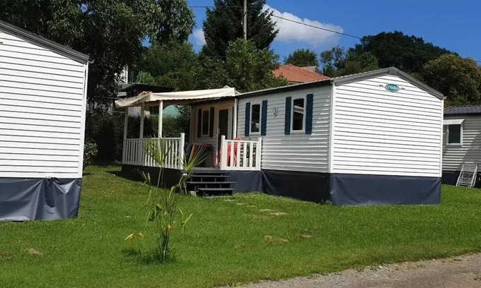 Lourdes House | Camping LE VIEUX BERGER * - Mobil home Trio 45 m2 3 bedrooms 7 people