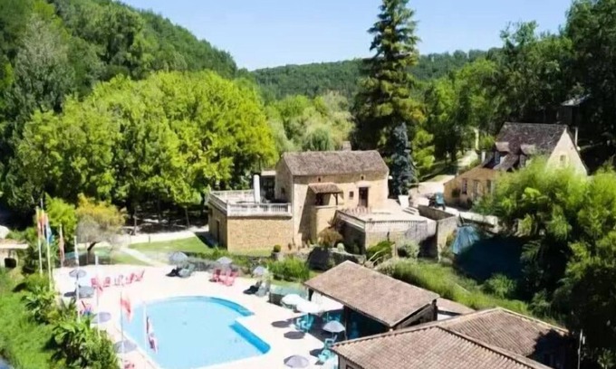 Beaumont-du-Perigord RV Rental | Camping maeva Respire Le Moulin de Surier **** - Bastides Safari Tent 3 Rooms 5 People