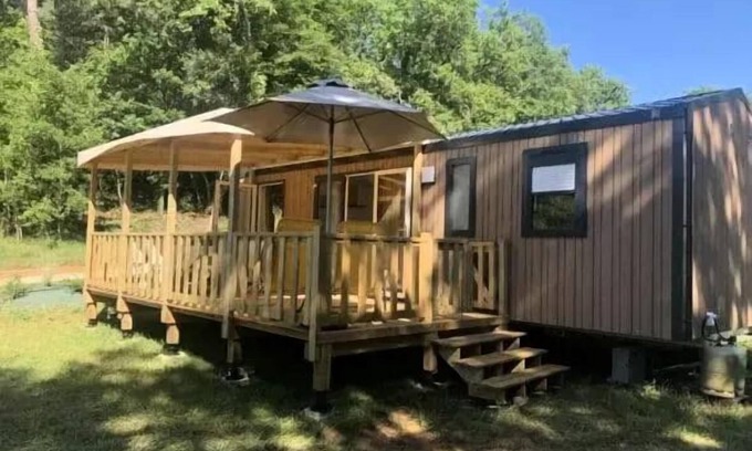 Thonac House | Camping maeva Escapades La Castillonderie * - Comfort Mobile Home 4 Rooms 6 People Air Conditioned + TV