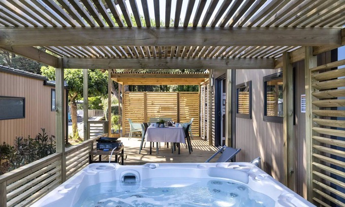 Crach House | Camping Romanée Le Fort Espagnol * - Exclusive mobile home + private 4-room spa for 6 people