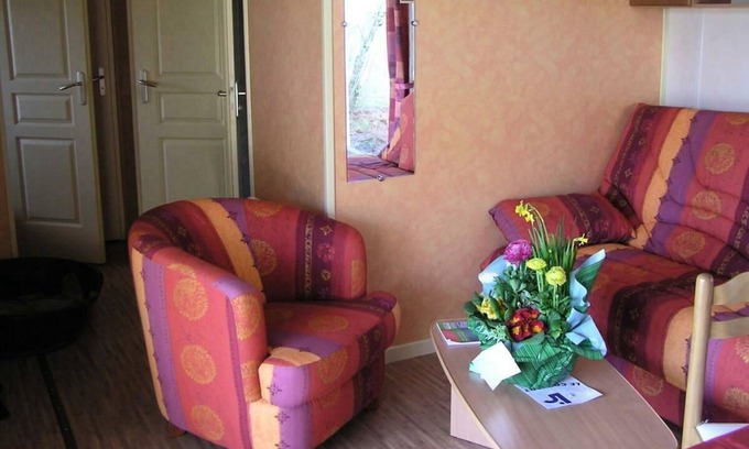 Pays-de-Belves Ski Chalet | Campsite Flower Les Nauves* - 3 room chalet for 4 people