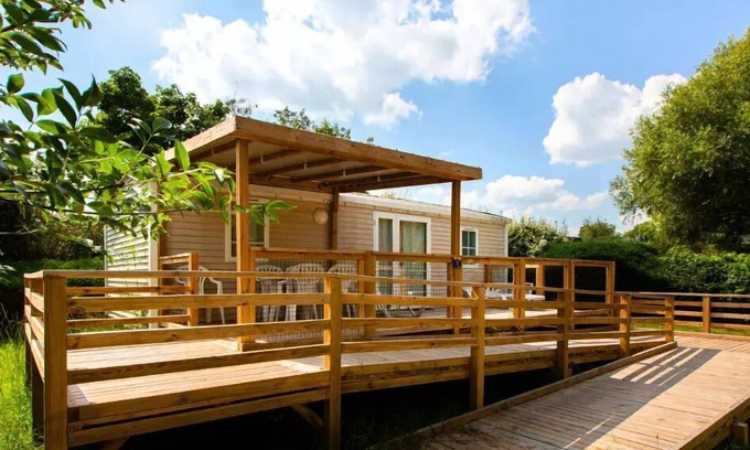 Saumur House | Campsite Flower L'Ile d'Offard * - Mobile home 32m² 2 bedrooms + terrace - suitable for people with reduced mobility 5 people
