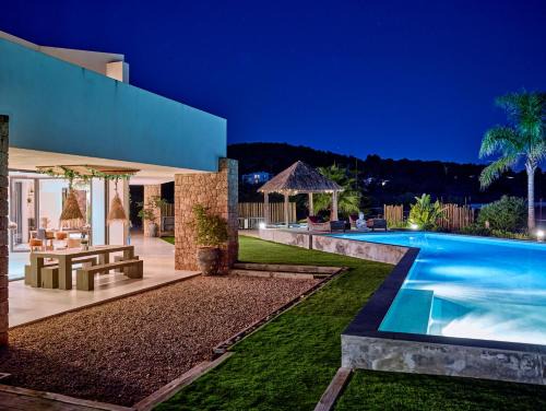 Sant Antoni de Portmany Villa | Can Do It