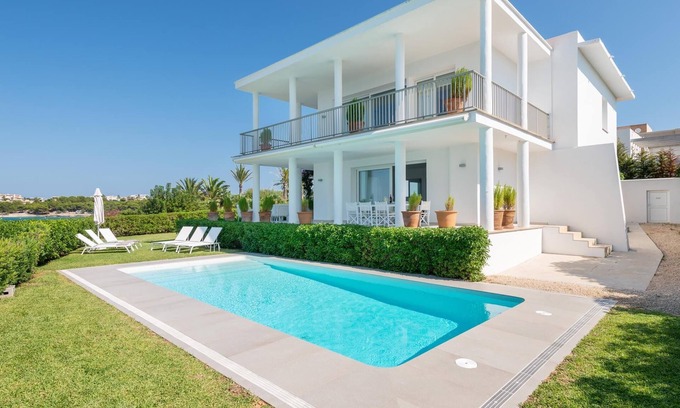 Portocolom Villa | Can Marilla: Exclusive Luxury Villa with Sea Views in Portocolom
