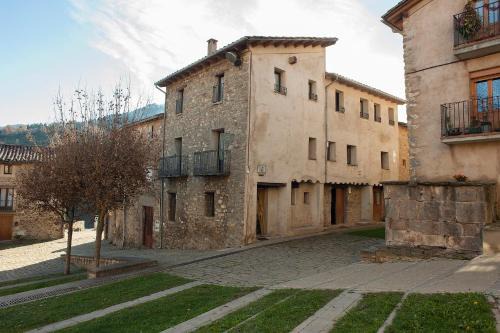 Vallfogona House | Can Pau