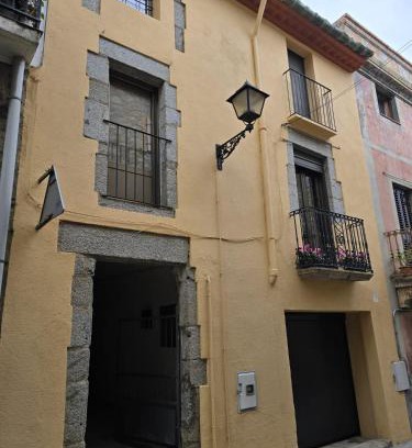Macanet de Cabrenys House | Can Suri - Fantàstica Casa de Poble al Centre de Maçanet de Cabrenys