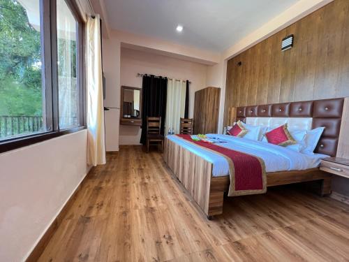 Dalhousie Hotel | Canadian Cottage Dalhousie