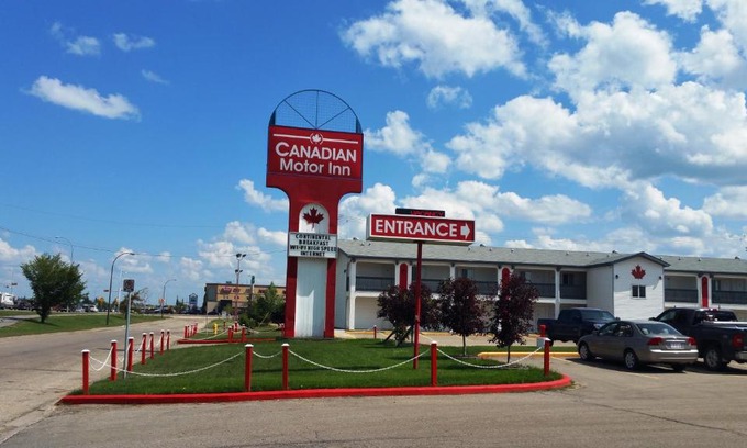 Grande Prairie Hotel | Canadian Motor Inn