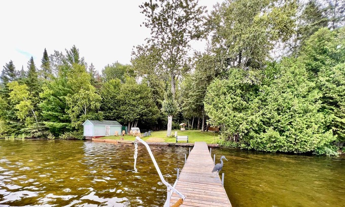Kirkfield Cottage | Canal Lake Cottage
