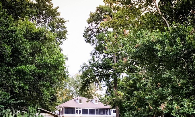 Natchitoches House | CanDi on the Cane - Master Suite