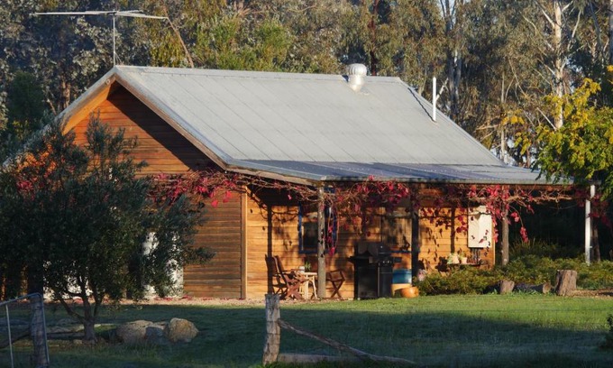 Wooragee House | Candlebark Retreat