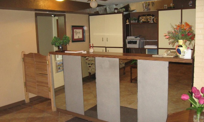 Scottsbluff Hotel | Candlelight Inn Scottsbluff