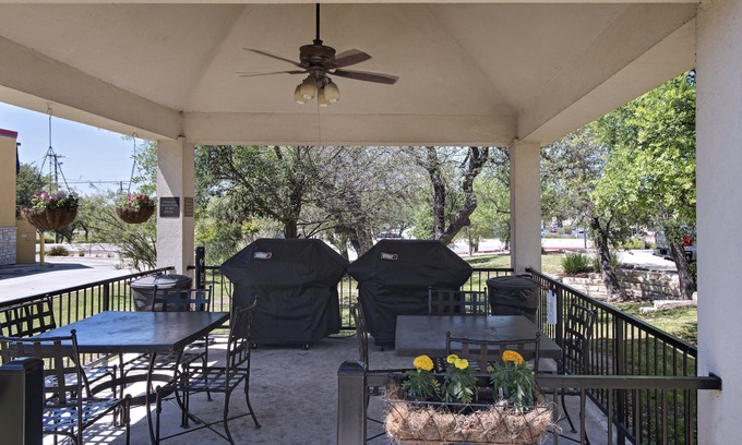 Cedar Park Hotel | Candlewood Suites Austin N - Cedar Park by IHG