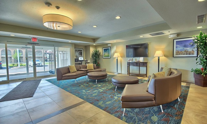 Grove City Hotel | Candlewood Suites Columbus - Grove City by IHG