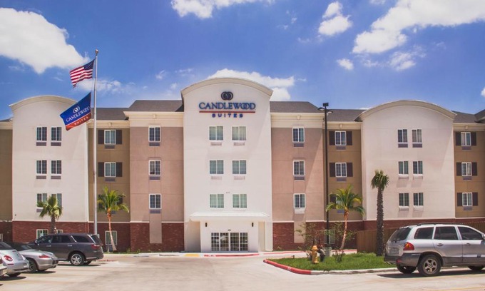 Harlingen Hotel | Candlewood Suites Harlingen by IHG