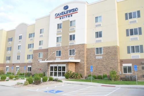 Independence Hotel | Candlewood Suites Independence by IHG