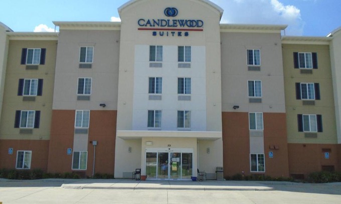 Sidney Hotel | Candlewood Suites Sidney by IHG