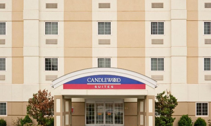 West Springfield Hotel | Candlewood Suites-West Springfield by IHG