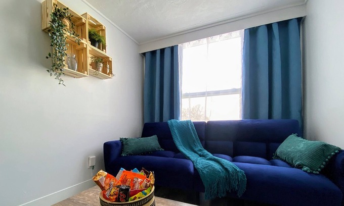Hull Apartment | Candy Hill - 3 min. from the museum of History