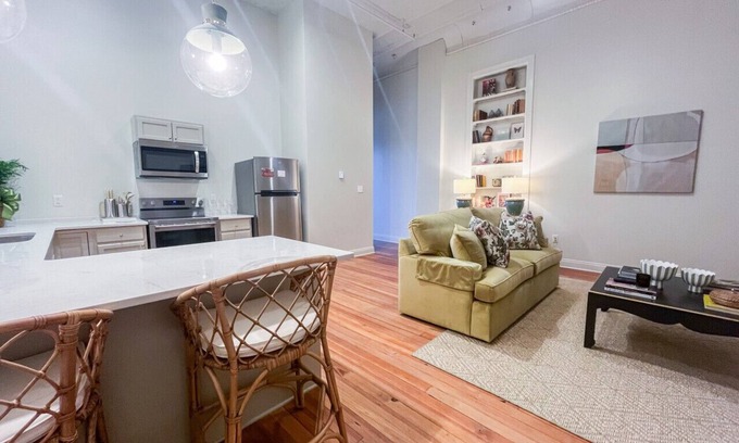 Demopolis Apartment | Cane - The Flats Demopolis