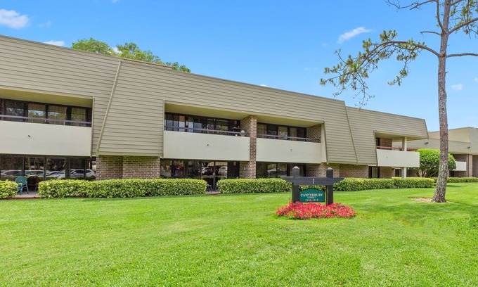Palm Harbor Condo | CANTERBURY 2250 AT INNISBROOK
