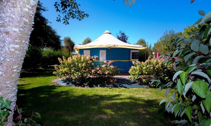 Ferel House | Canvas bungalow near Pénestin- Camping Les Rives de Vilaine **