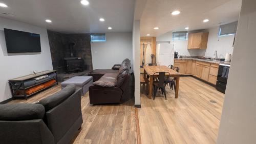 Ogden Apartment | Canyon Coze - Ski, Board, Sled, Bike, Hike