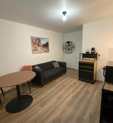 Chateauvert Apartment | Canyon et Bali Studio centre Valence