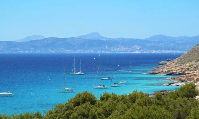 Sa Torre House | Cap Blanc by Interhome