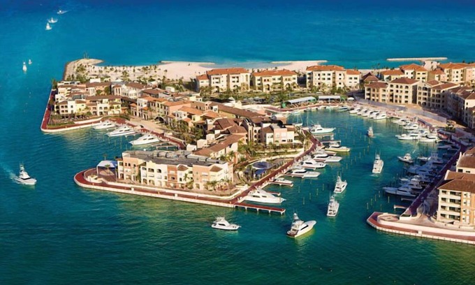 Cap Cana Marina Condo | CAP CANA 2635 SQ. FT. LUX APT. WITH JACUZZI
