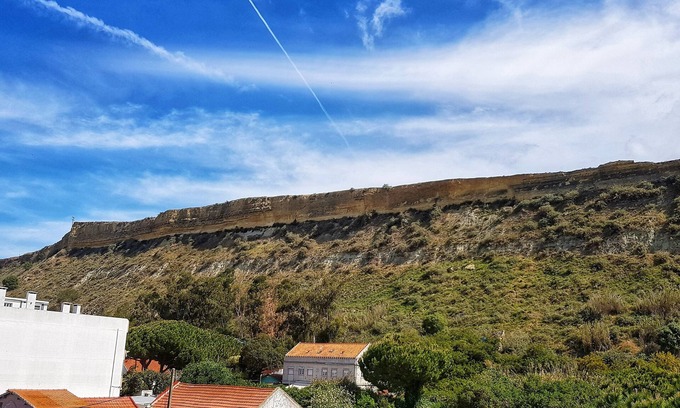 Costa de Caparica Apartment | Caparica Cliff Apartment by HOST-POINT